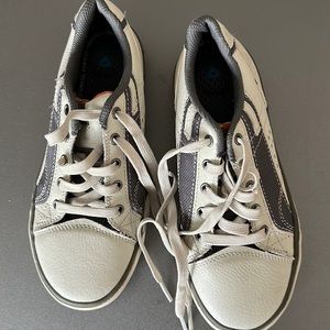 Boys Sketchers size 4
